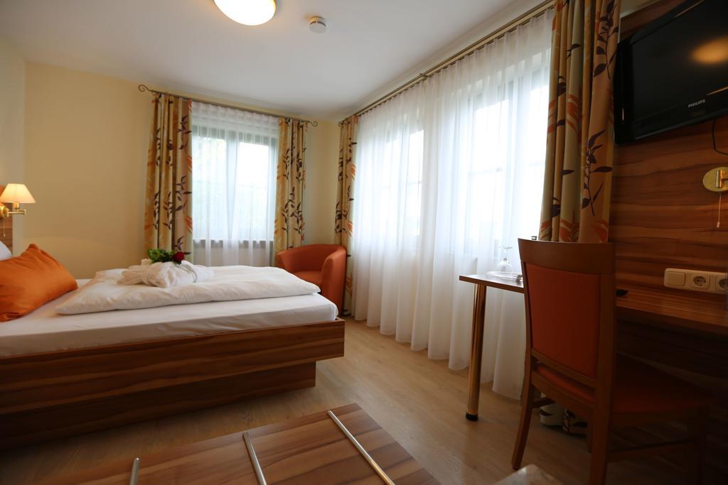 Landhotel Villa Moritz Garni Oberahr Εξωτερικό φωτογραφία