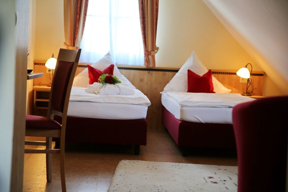 Landhotel Villa Moritz Garni Oberahr Εξωτερικό φωτογραφία