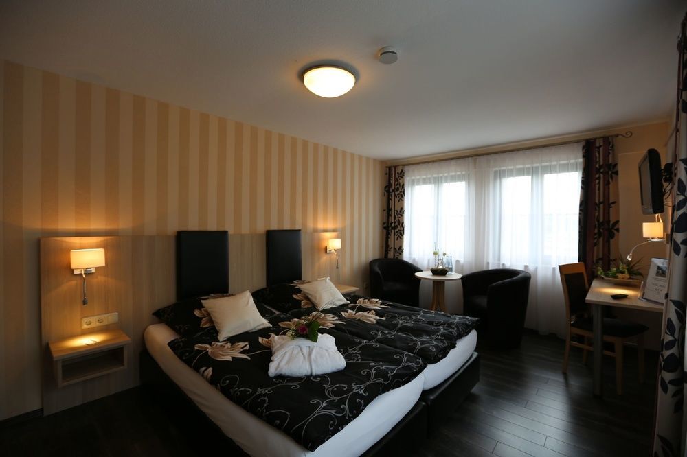 Landhotel Villa Moritz Garni Oberahr Εξωτερικό φωτογραφία
