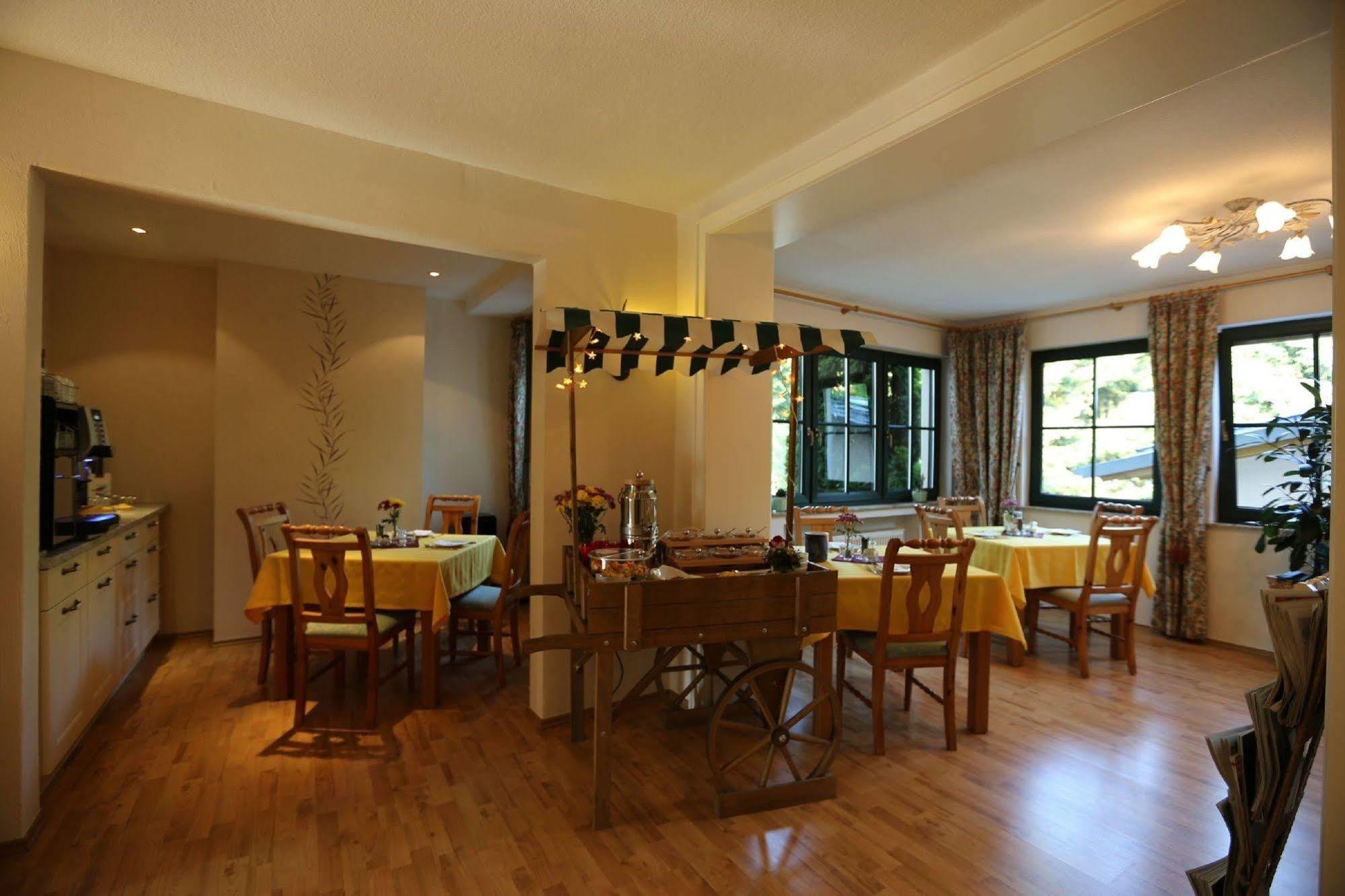 Landhotel Villa Moritz Garni Oberahr Εξωτερικό φωτογραφία