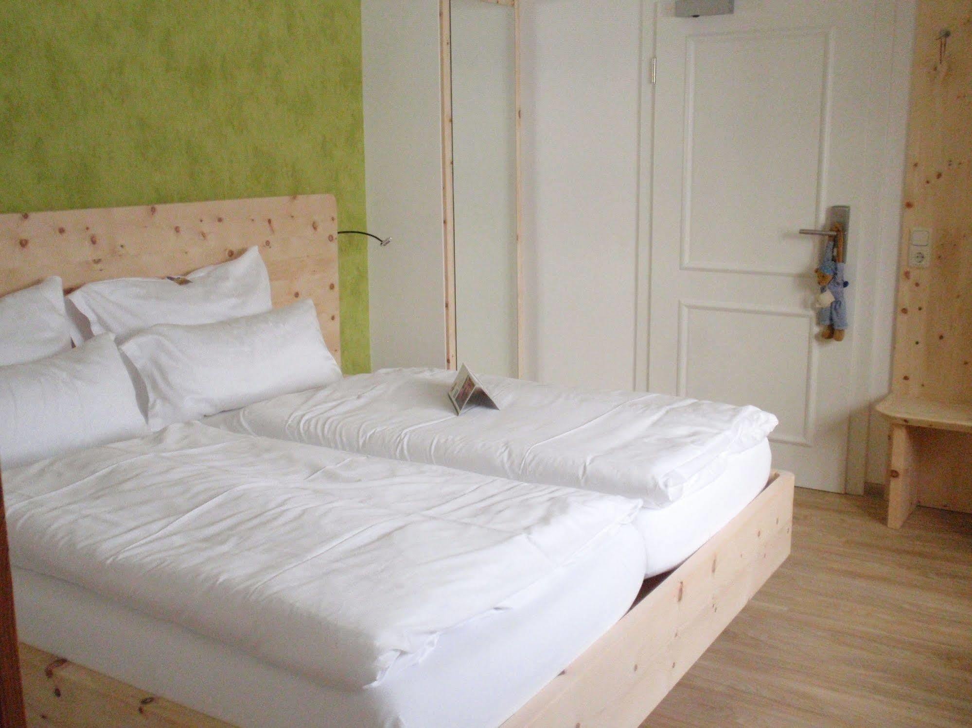 Landhotel Villa Moritz Garni Oberahr Εξωτερικό φωτογραφία