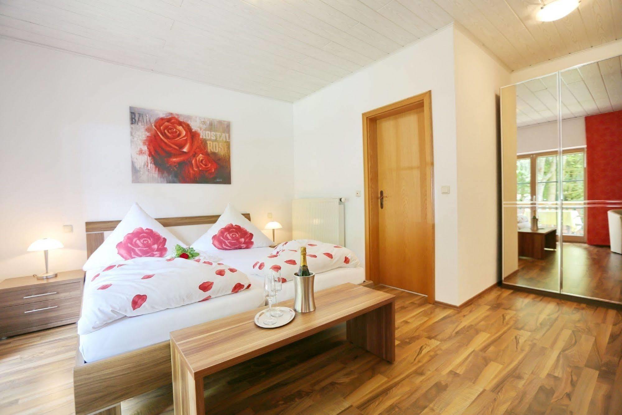 Landhotel Villa Moritz Garni Oberahr Εξωτερικό φωτογραφία